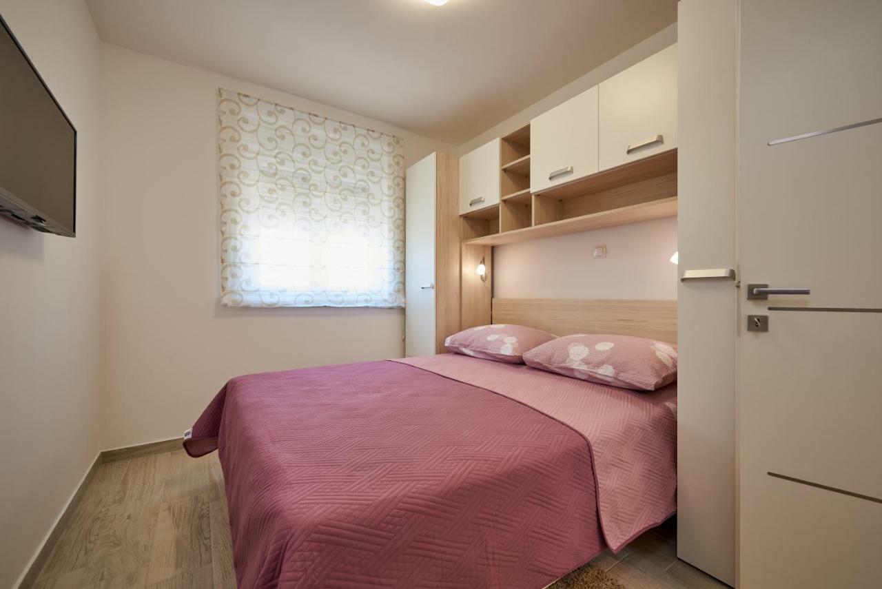 Apartman Jakov Apartamento Trogir Exterior foto