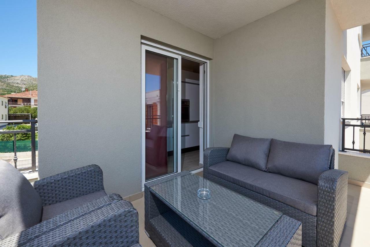 Apartman Jakov Apartamento Trogir Exterior foto